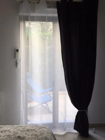 Coquet T2 Proche Centre St Raphael Apartment Saint-Raphael